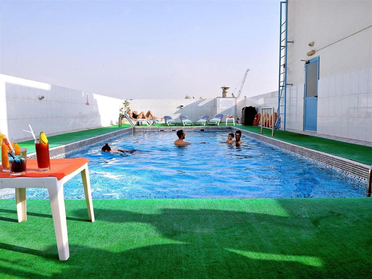 Signature Inn Hotel Deira Дубай Экстерьер фото