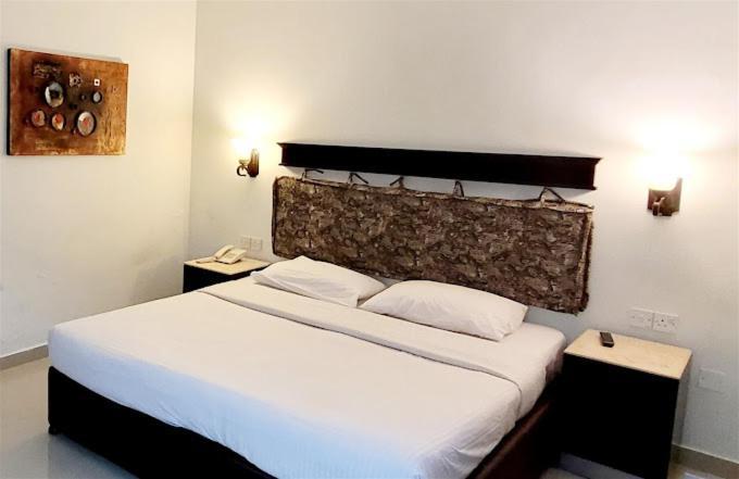 Signature Inn Hotel Deira Дубай Экстерьер фото